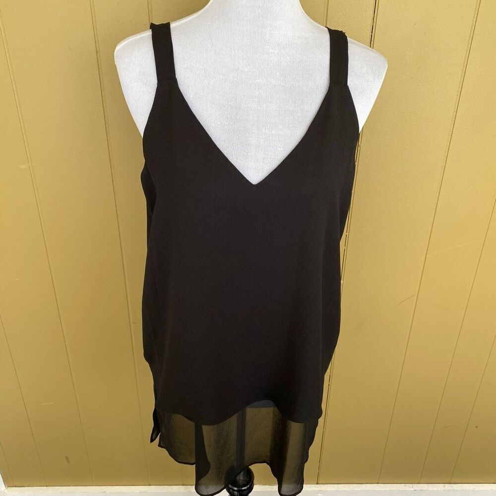 BCBGeneration women M v-cut tank top w/sheer overlay andnside slits